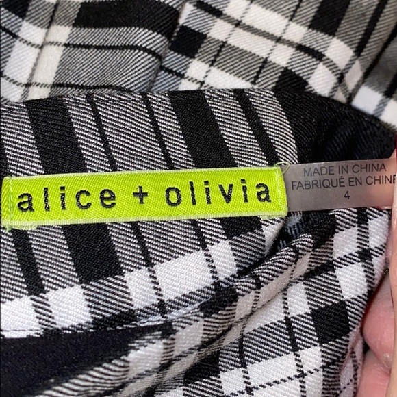 Alice + Olivia “Fizer” plaid pleated skirt 4 - Picture 5 of 6
